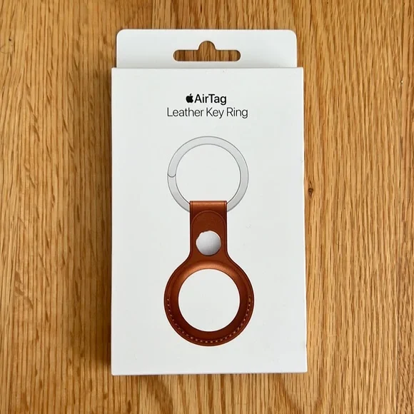 Apple AirTag Leather Key Ring - Picture 1 of 2